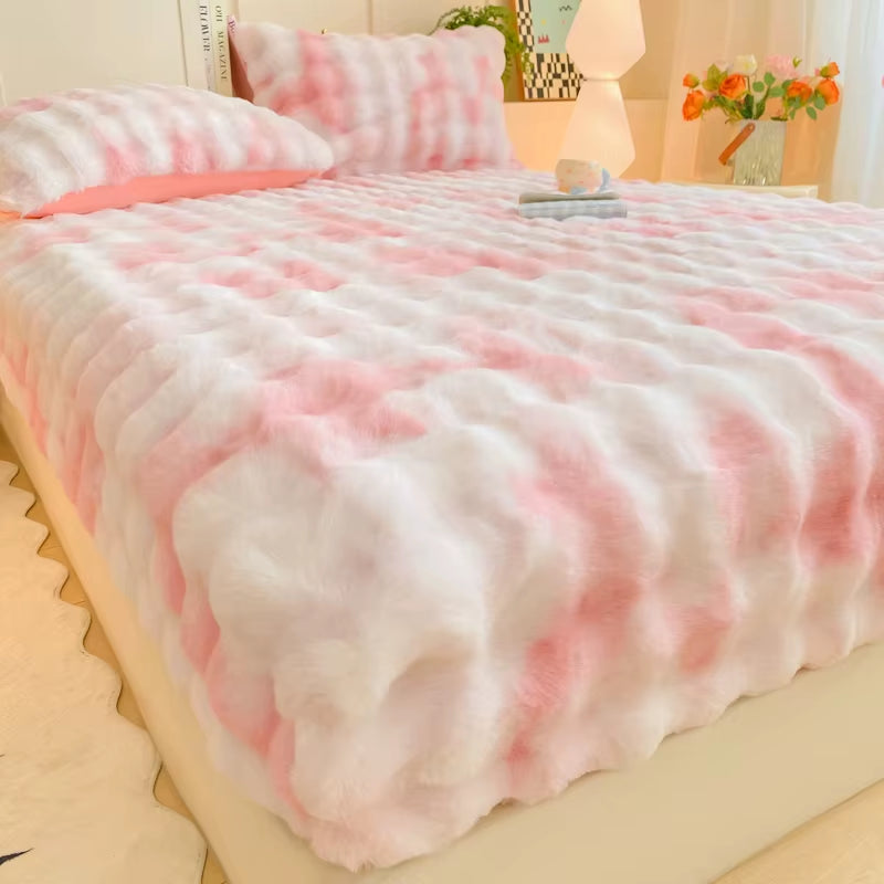 Indulge in Comfort with Our Cozy Winter Rabbit Fleece Fitted Bed Sheet - Plush Elastic Mattress Protector for Ultimate Warmth