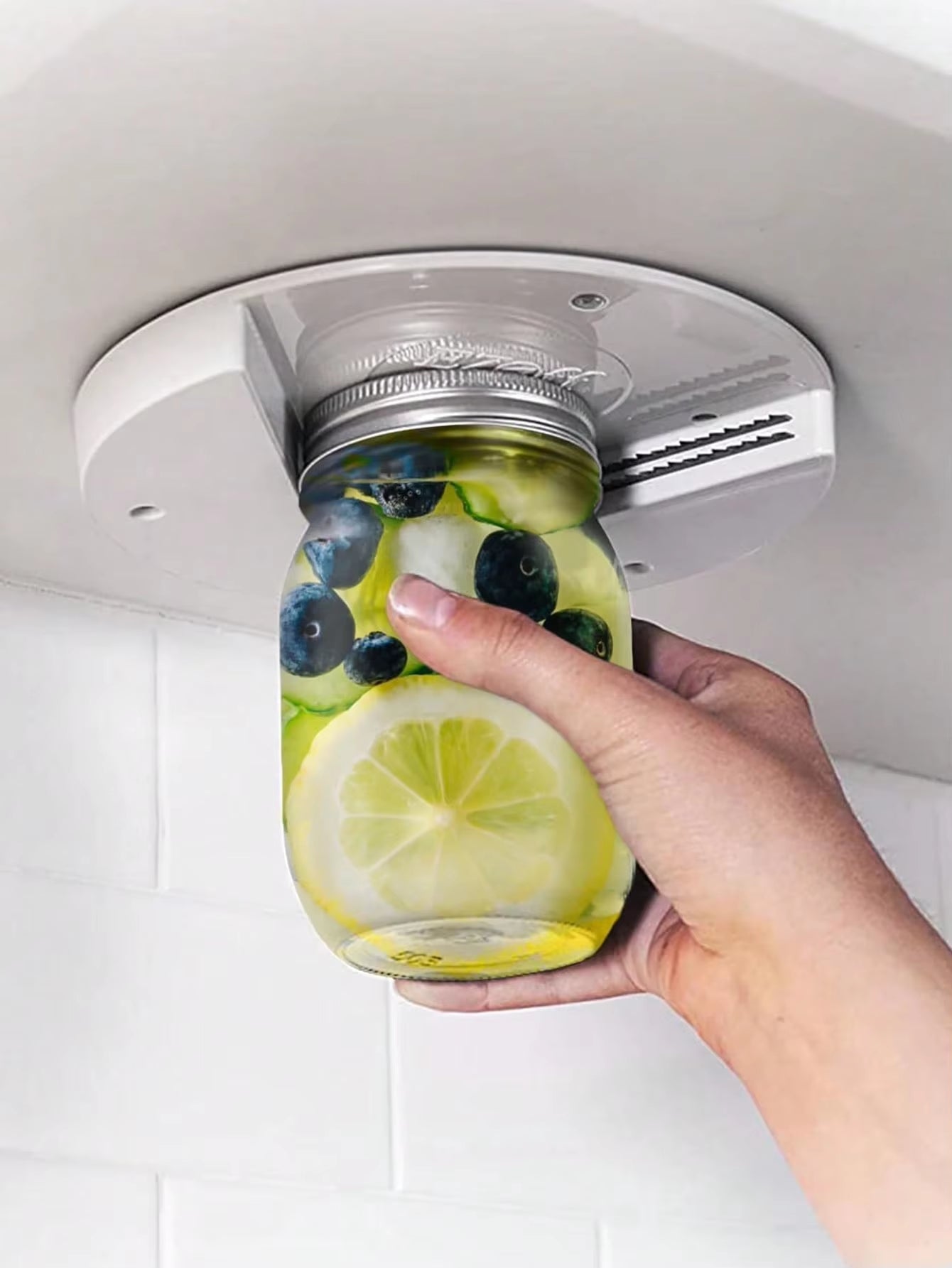 Effortless Opening: 1Pc Circular Can Opener for Your Kitchen and Dining Needs