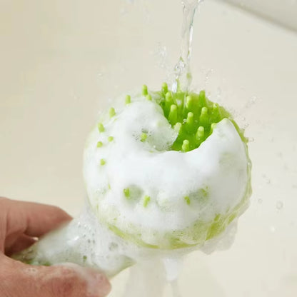 Revolutionary 1Pc Pet Bath Brush with Soft Silicone Bristles and Built-in Shampoo Dispenser for Effortless Grooming and Cleaning